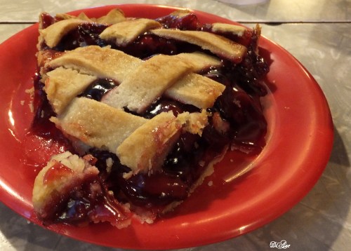 yummy-cherry-pie